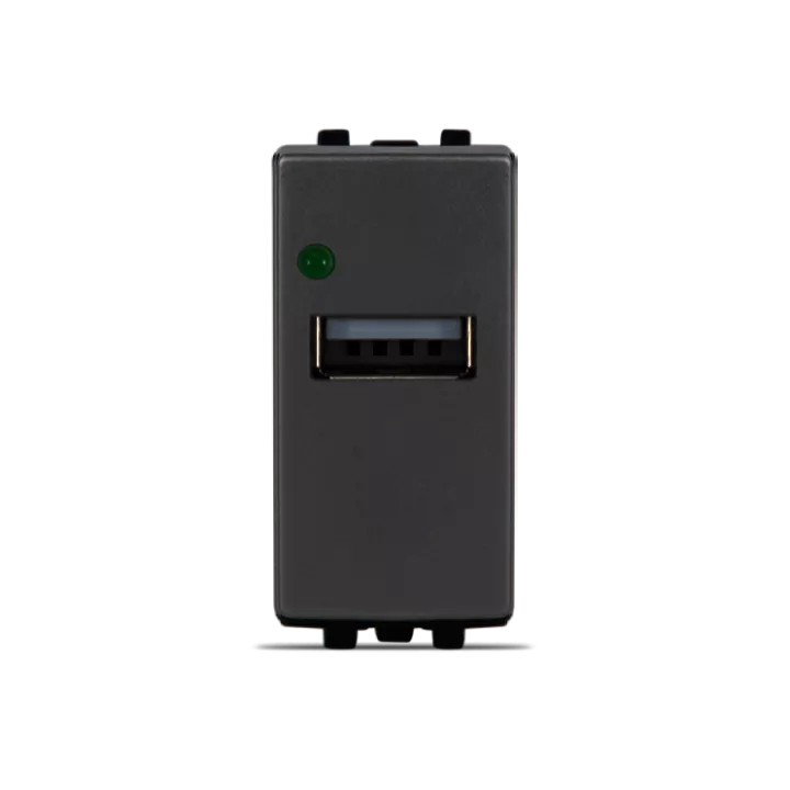 PRISE USB NOIR ALPHA