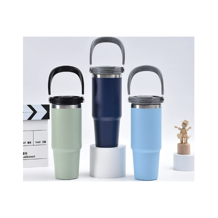 TASSE THERMOS AVEC PAILLE 600ML VACUUM CUP