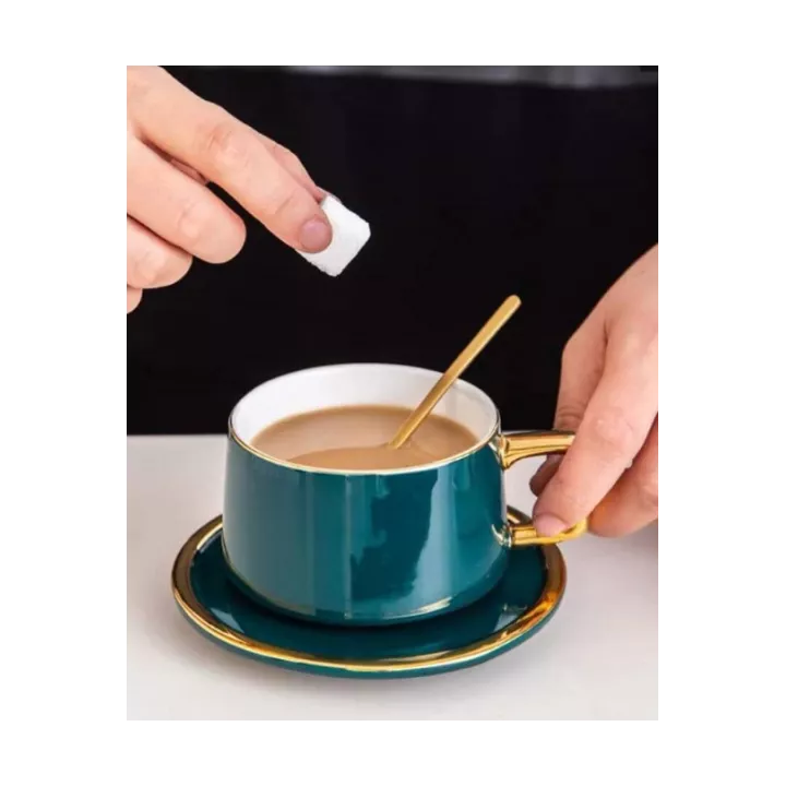 TASSE EN CÉRAMIQUE AVEC SOUCOUPE ET CUILLÈRE COULEURS