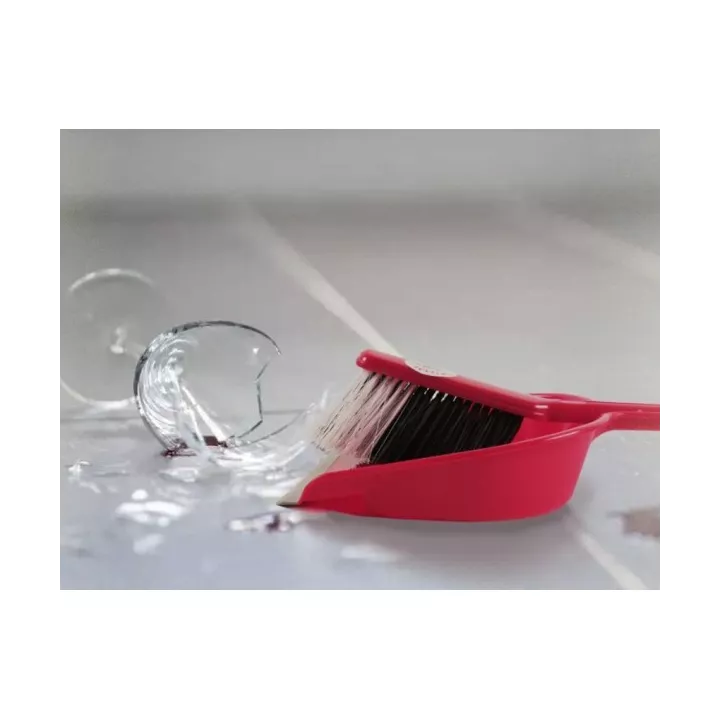 PELLE ET BALAYETTE EN CAOUTCHOUC CRISTAL