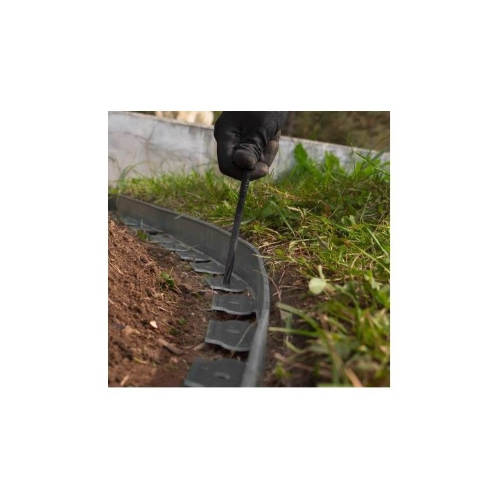 BORDURE DE GAZON FLEXIBLE 5CM*10M AVEC 30 PIQUETS HOTECHE