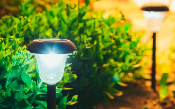 Éclairage extérieur : conseils pour sécuriser et embellir votre jardin Éclairage extérieur : conseils pour sécuriser et embellir votre jardin